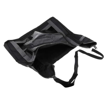 Adjustable Feed Bag for Horses made with durable 600D Oxford cloth, featuring an innovative design for a customised and mess-free feeding experience.
