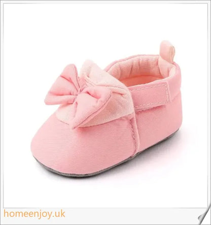 Baby Bowknot Baby Toddler Shoes in various sizes, made of breathable cotton with non-slip soles and Velcro fastening for easy wear
