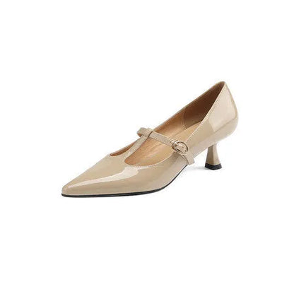 Women's black leather high heel shoes with a square toe and a 6-8cm heel.