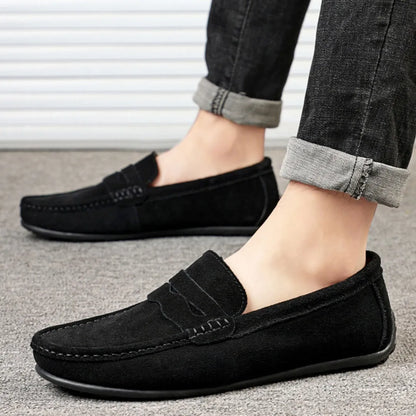 Men's solid colour suede slip-on loafers with round toe and flat rubber sole
