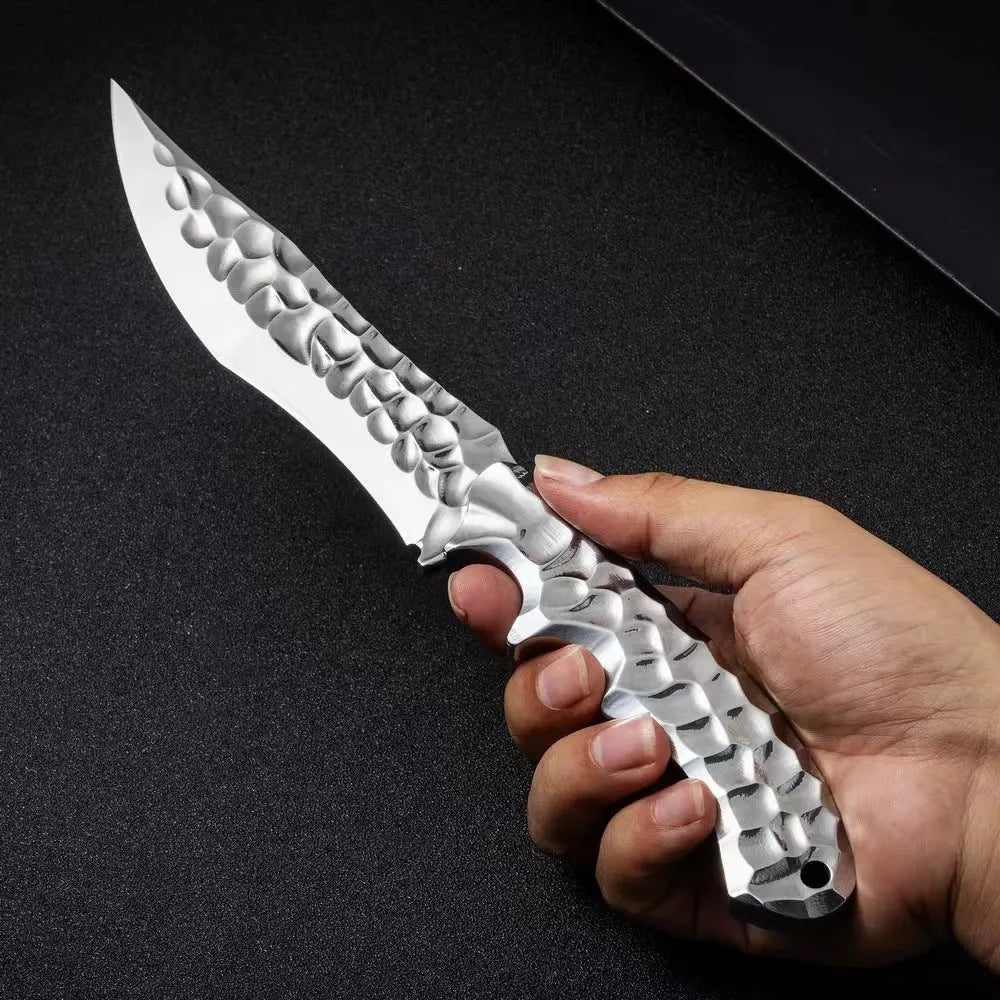 One-piece keel construction survival knife with 140mm blade, shown with optional Cold Ice K Sheath and Leather Case.