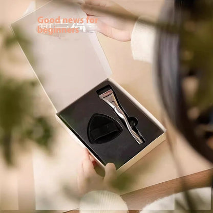 Spiral-shaped powder foundation brush with artificial fibre bristles and long plastic handle