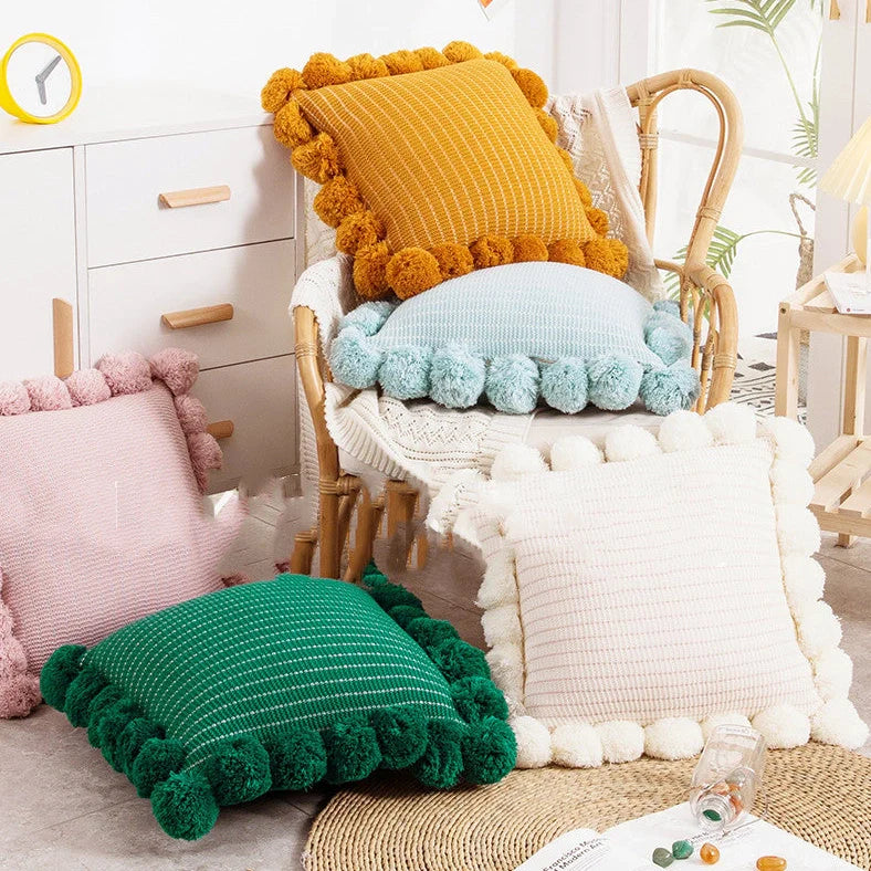 45cm square knitted throw pillow with removable cover in Nordic style