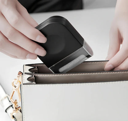 Manual clothes cleaning brush with removable catching net for removing pilling from sweaters