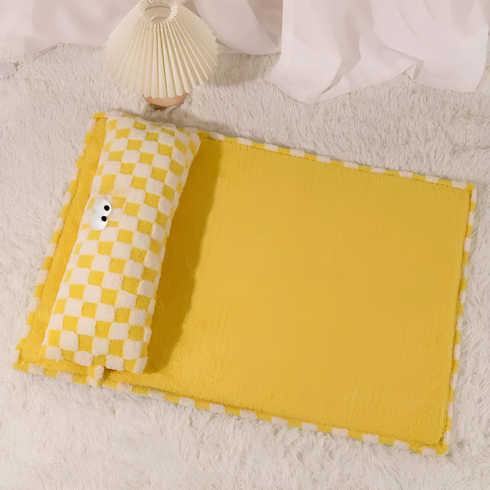Grey and yellow universal pet cushion shown in four sizes: small, medium, large, and extra-large for cats and dogs.