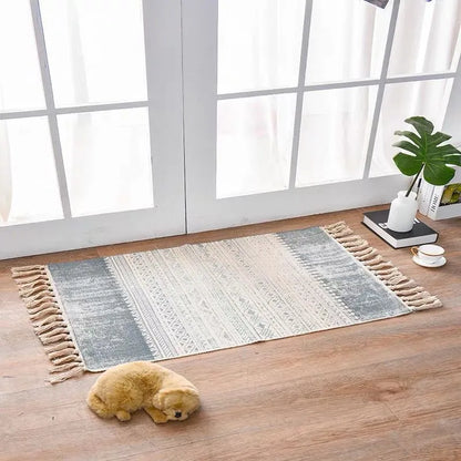 Scandinavian style hand-woven cotton linen floor mat 60 x 90 cm with tassels in cactus pattern
