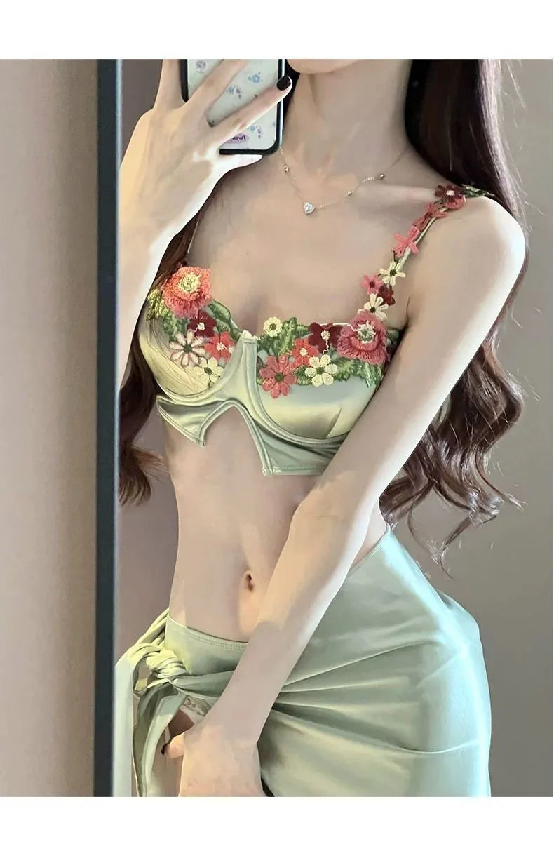 Bikini women's swimsuit three-piece set sleeveless triangle top seaside swimwear suit green polypropylene fibre briefs swimsuit sizes M L XL