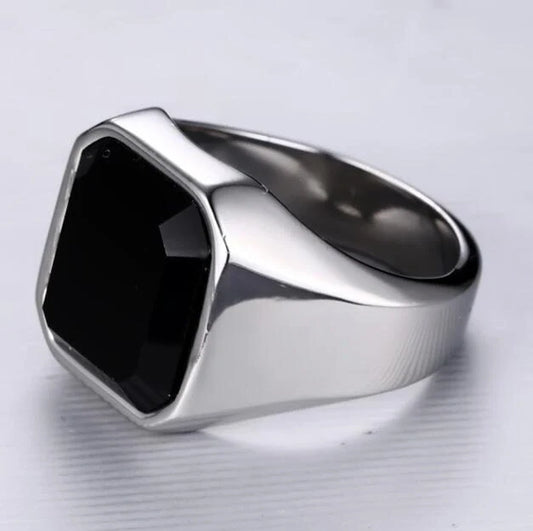 Men's stylish stainless steel black agate ring for a bold and sophisticated look