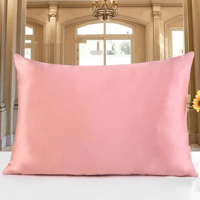 19 M double-sided silk pillowcase in champagne colour showing smooth texture and hem detailing
