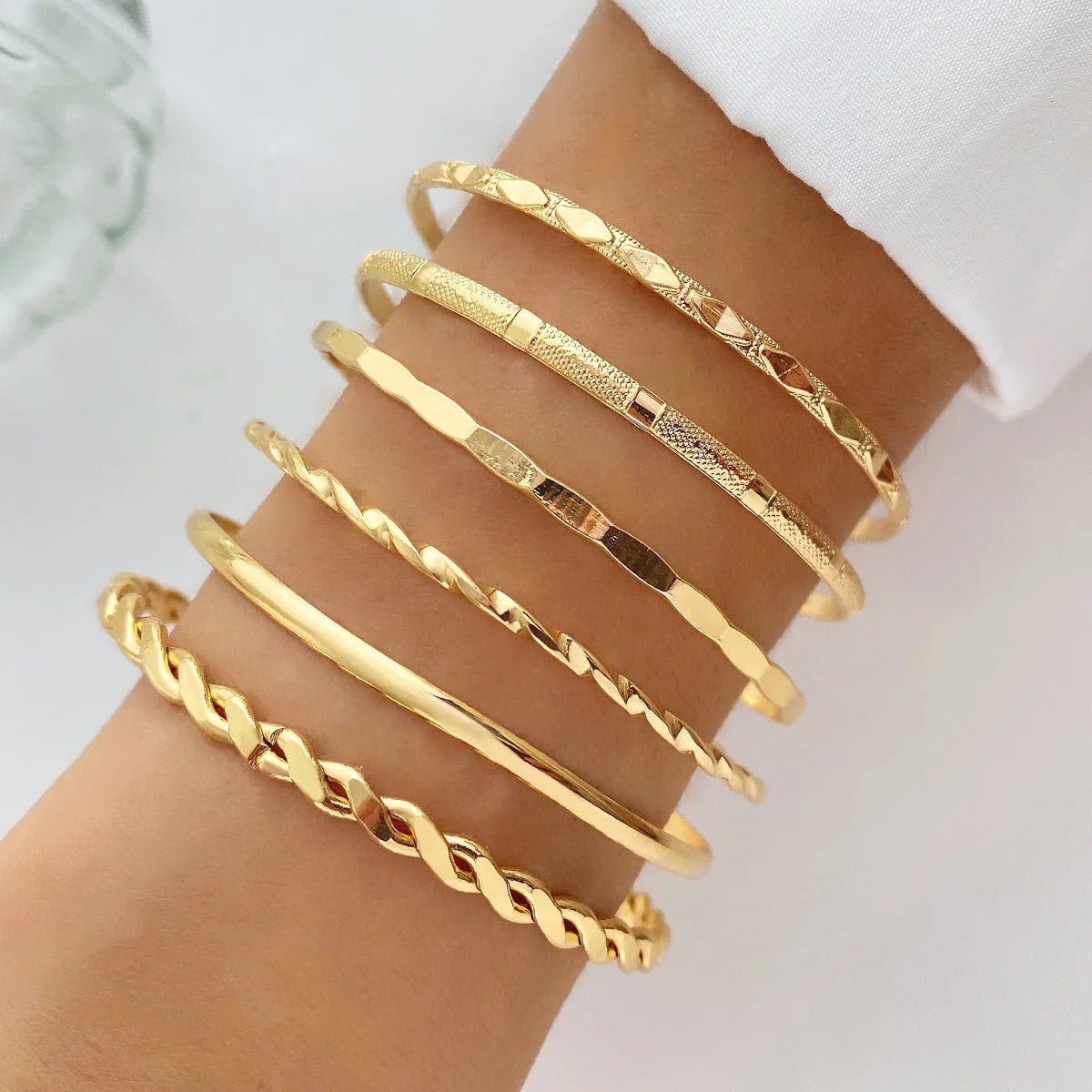 Bohemian Metal Chain Bracelet Set for Women in Gold Geometric Design