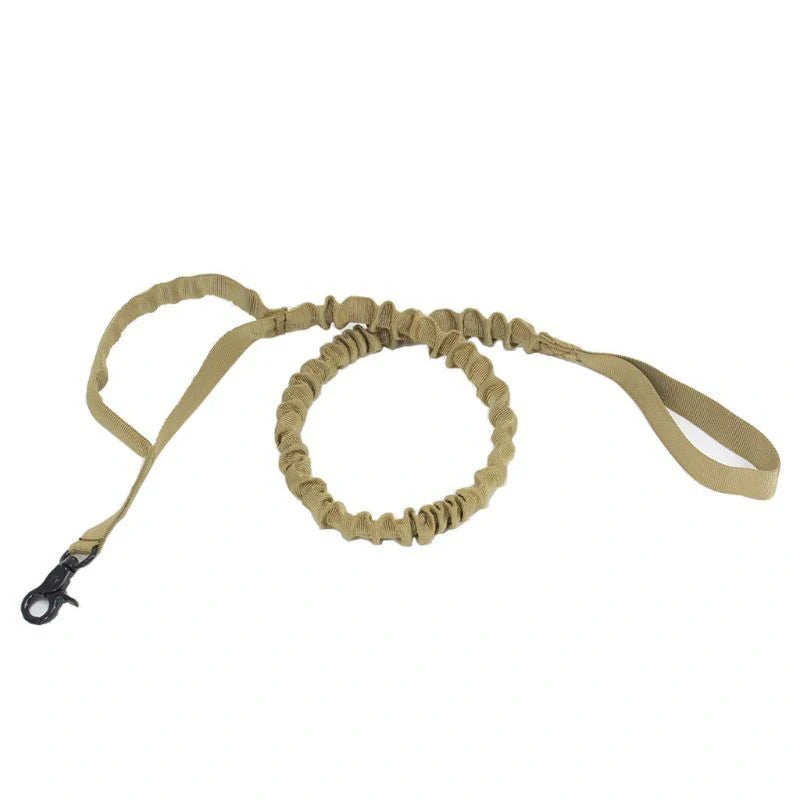 Retractable outdoor dog lead with elastic buffer for safe and comfortable walks