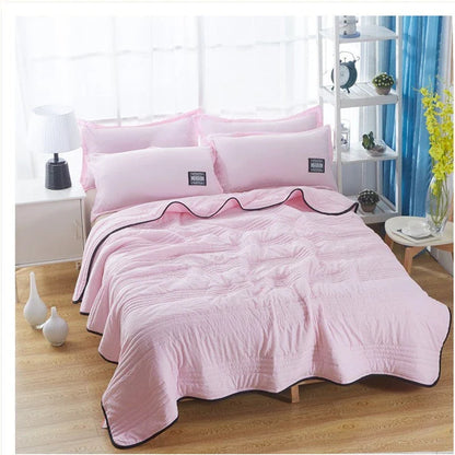 Premium all-season cooling comforter with soft, breathable fabric and plush fill for comfortable sleep