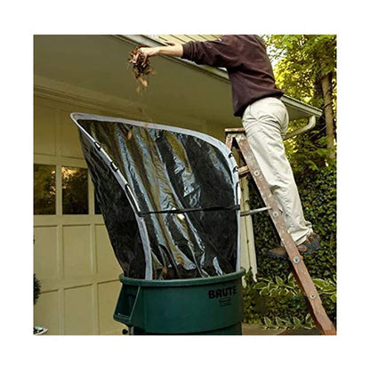 Foldable leaf storage bag in green colour, with a large capacity of 140cm x 140cm for effortless autumn leaf collection and disposal