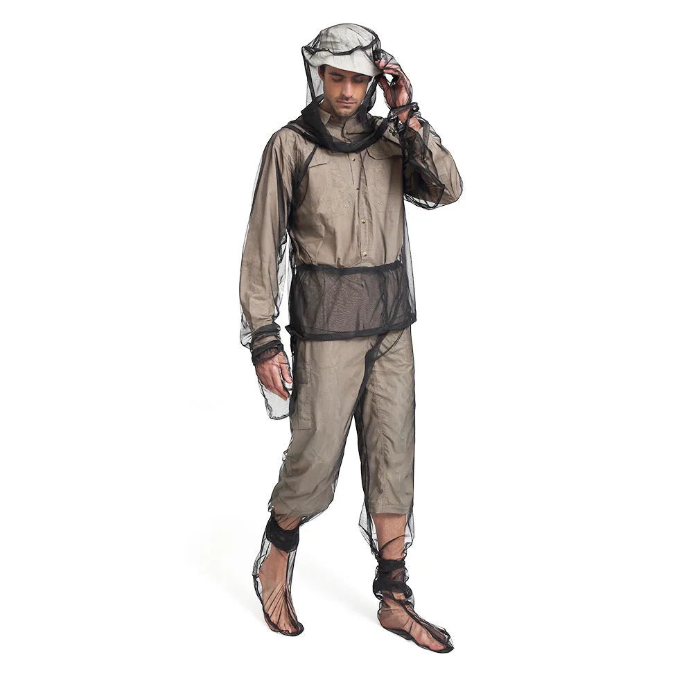 Anti-mosquito hooded suit and trousers set in breathable mesh fabric for outdoor wear.