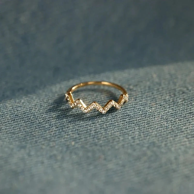 Adjustable Wave Pattern Zircon Ring in 925 silver with gem inlays