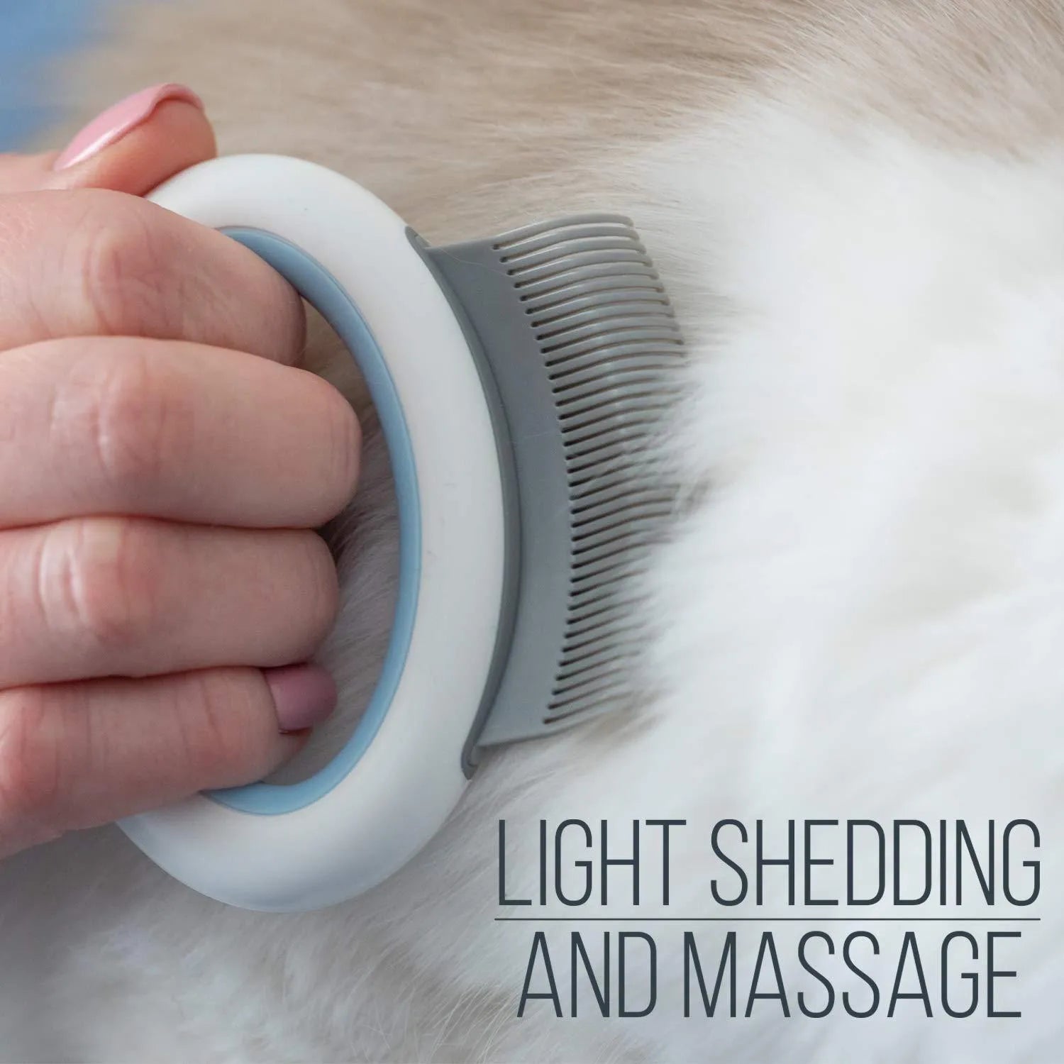 Pet grooming comb with soft teeth for deshedding cats and dogs, measuring 86x81x5mm