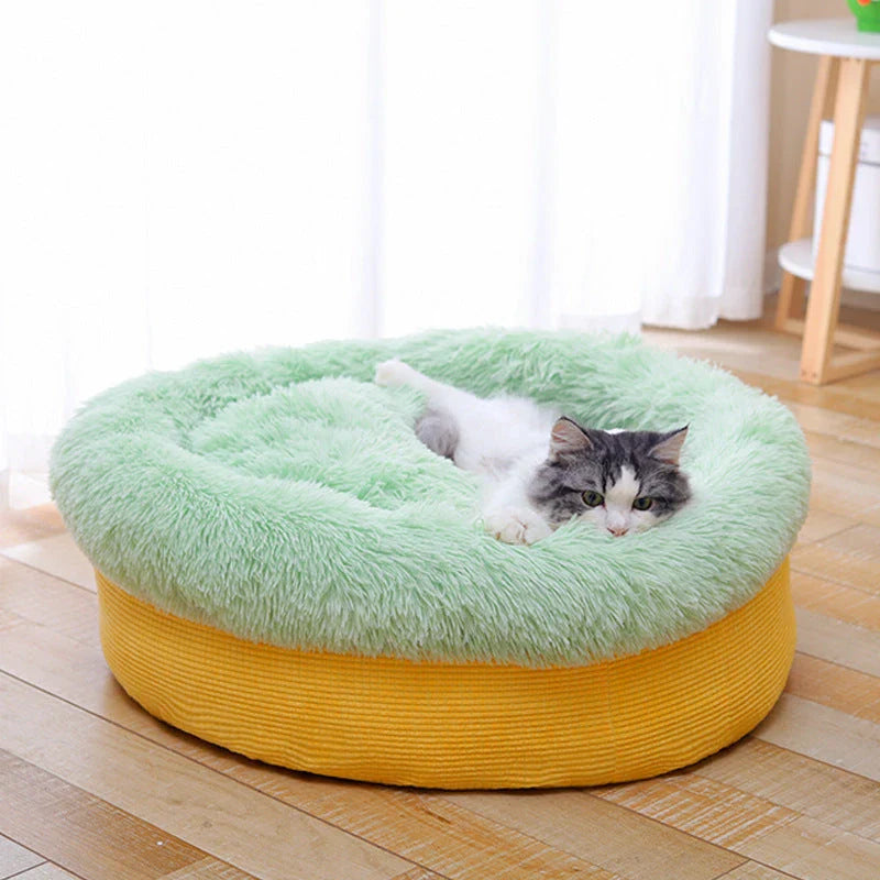 Cozy plush pet nest in a pineapple design, providing maximum comfort and warmth for your furry friend