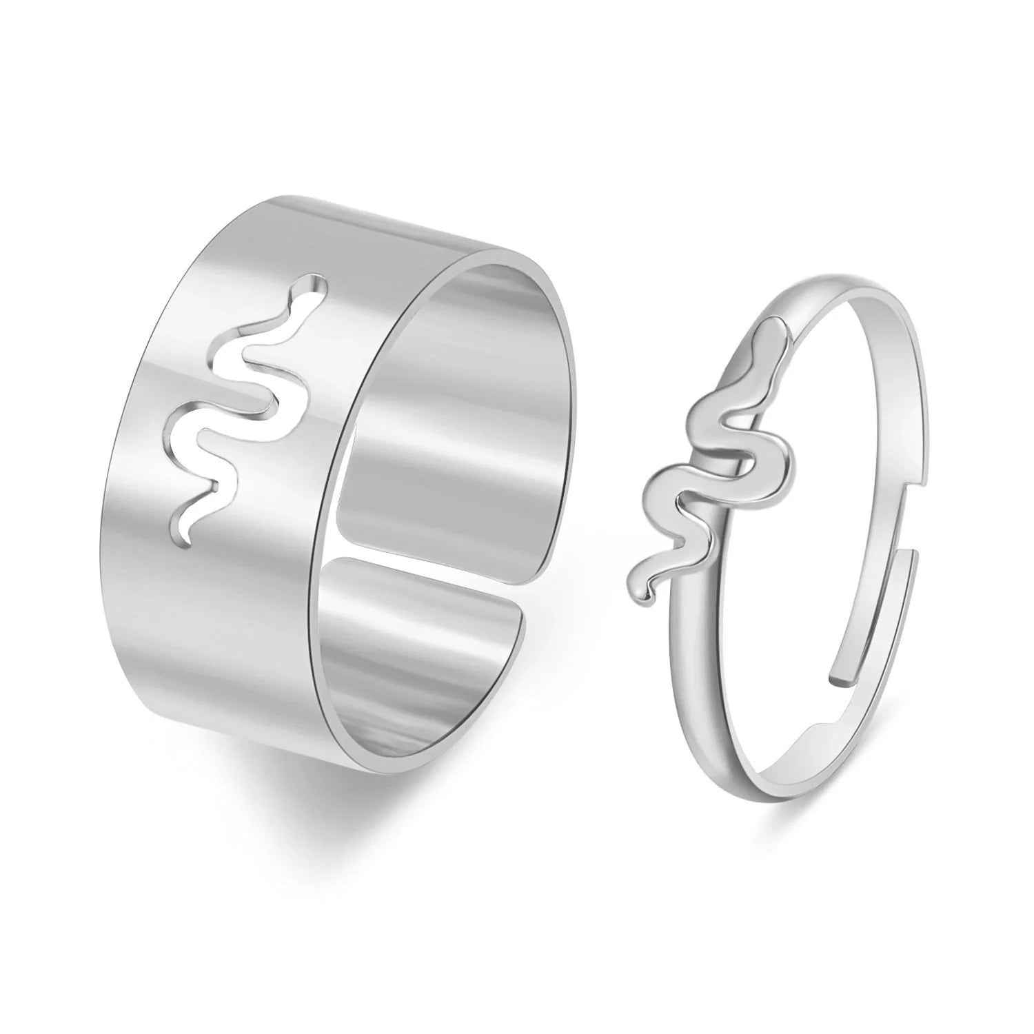 Stylish adjustable butterfly couple rings in punk design, perfect for symbolising love and individuality.