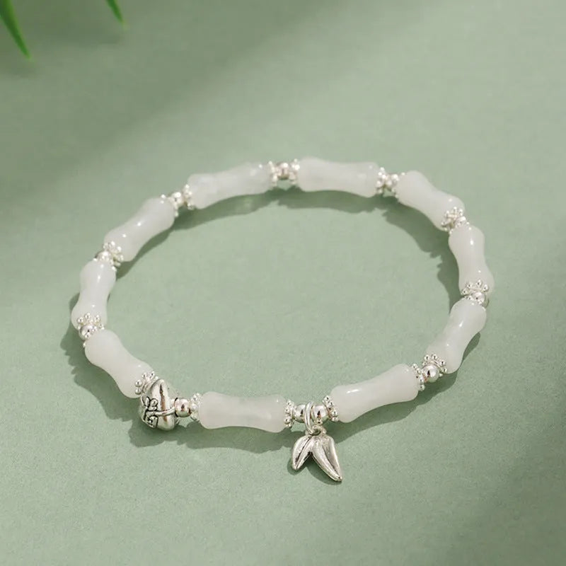 Green aventurine bamboo strawberry crystal bracelet with mixed natural stones and adjustable closure