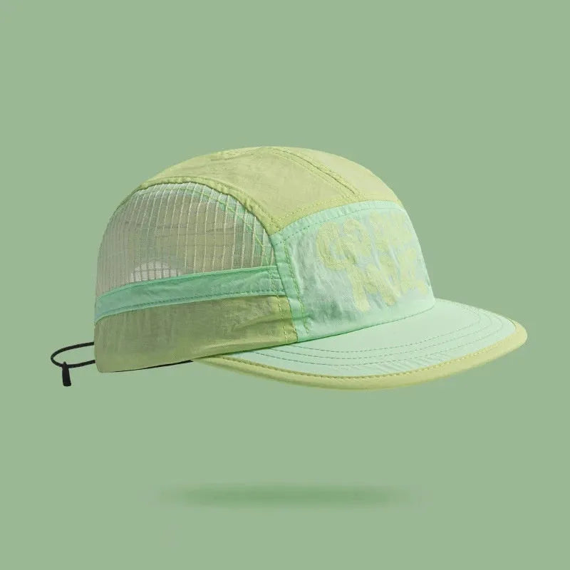 Gradient quick-drying mesh baseball cap with dome crown and English letters in multiple colour options