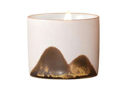 Glass tea cup candle with 5.2cm width, 4.3cm height, floral fruity aromas