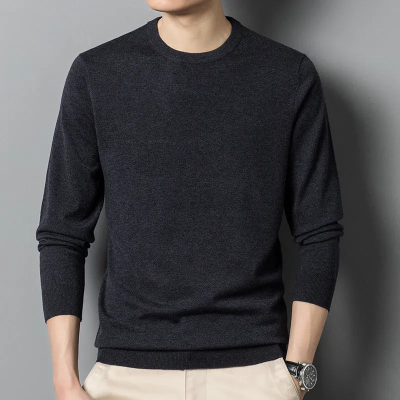 Men's heavy wool pullover sweater in light business style with fine yarn construction