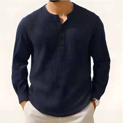 Slim fit long sleeve shirt with round neck and 3/4 sleeves in linen-style fabric