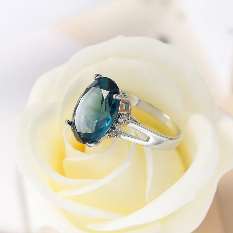 Zircon Decorative Unisex Ring with Blue Black Colour and Geometric Ellipse Shape, Made from Copper with Electroplating Finish, Available in Sizes 6 to 10 for Retro Style Accessories