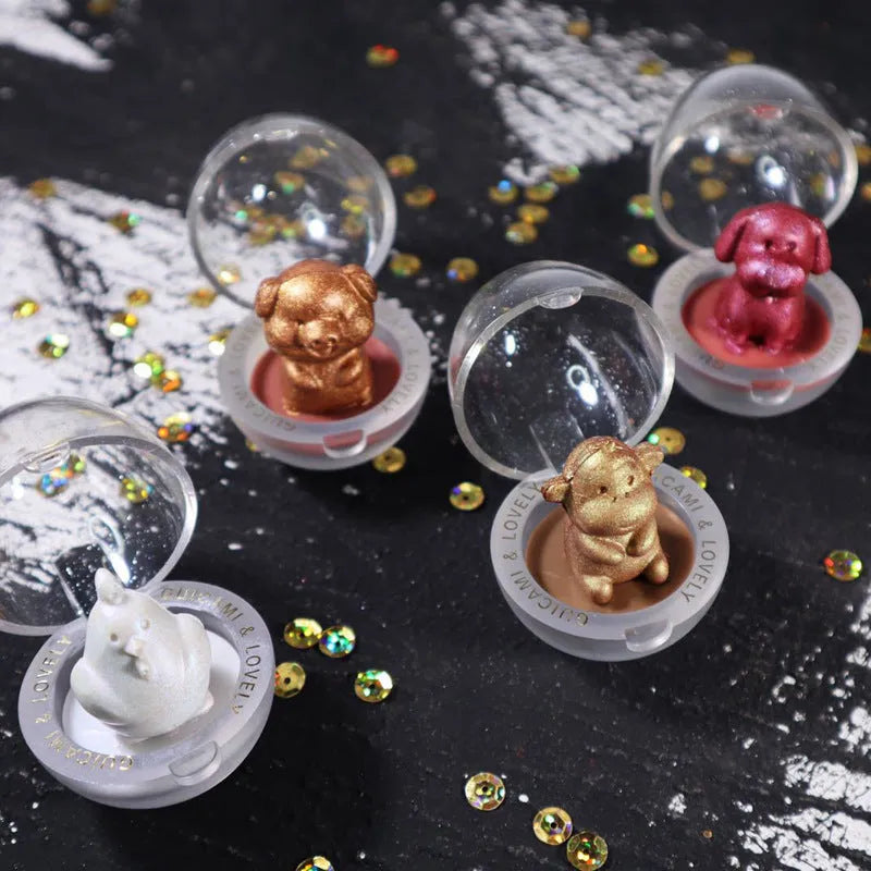 Cute animal-shaped holographic highlighter eyeshadow compact, 5.6g, 68 x 68 x 5mm, Chickens Dog Monkey Pig designs