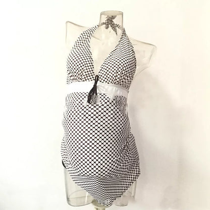 Adjustable maternity swimwear in black with options for steel support