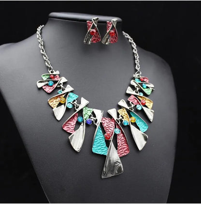 Alloy diamond necklace and earrings set with water wave chain, mixed stone pendant, blue or multicolour.