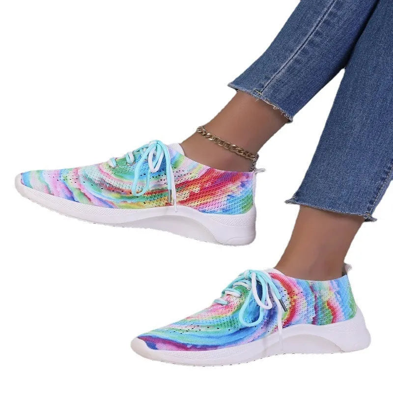 Women's graffiti sports shoes in green or pink with cotton lining, low 1-3cm heel, sizes 35-43