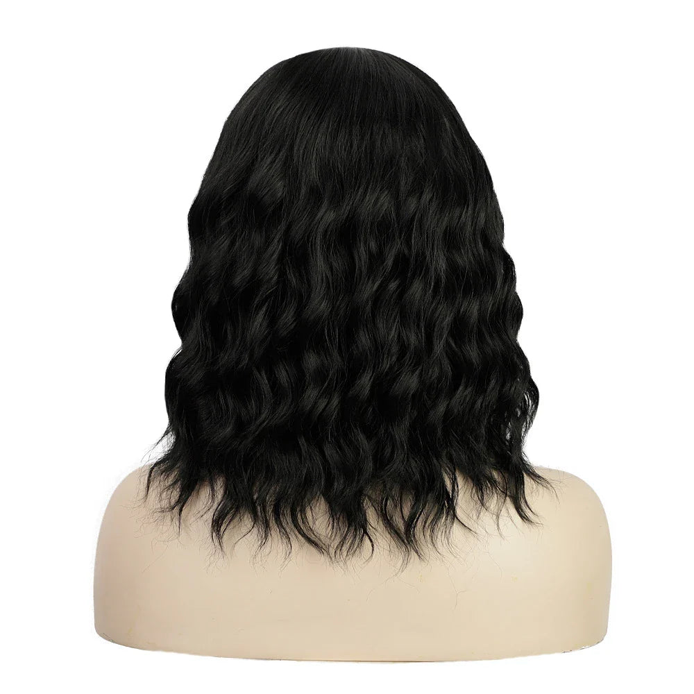 A short, curly wig with a water ripple effect inspired by European and American styles