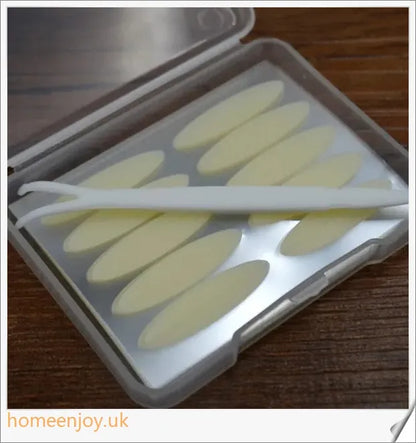 Double eyelid tape for heavy hooded eyes, eyelid lifter strips, instant eyelid lift, natural-looking double eyelid crease