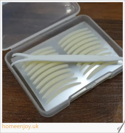 Double eyelid tape for heavy hooded eyes, eyelid lifter strips, instant eyelid lift, natural-looking double eyelid crease