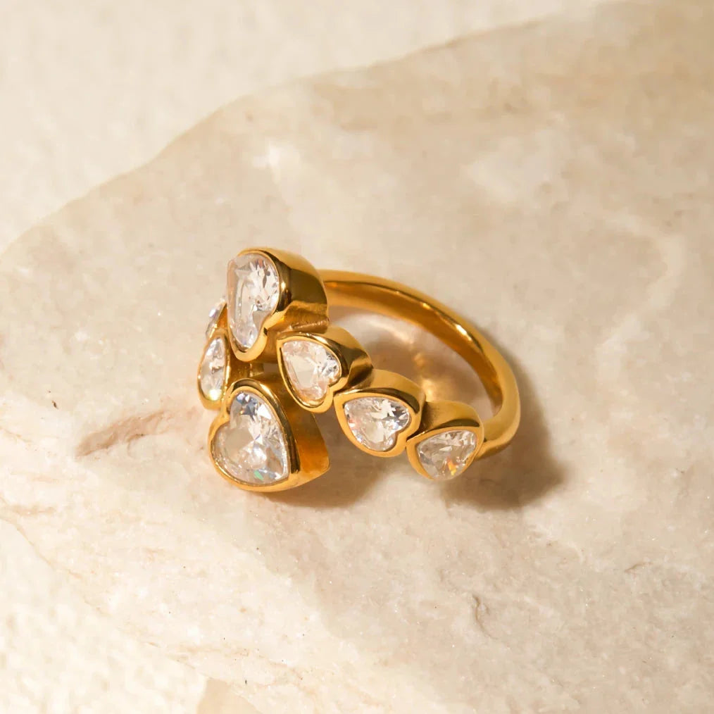 Stunning 18K gold-plated ring featuring a sparkling heart-shaped cubic zirconia design