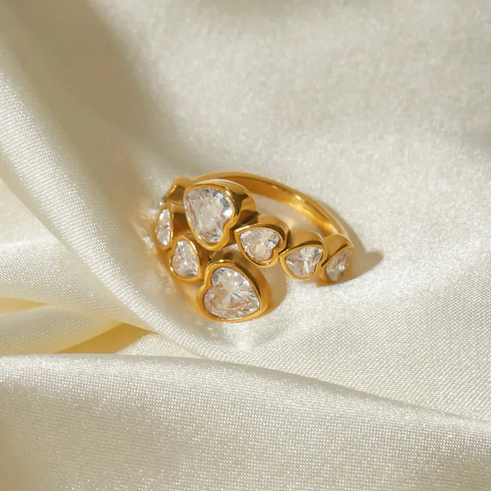 Stunning 18K gold-plated ring featuring a sparkling heart-shaped cubic zirconia design