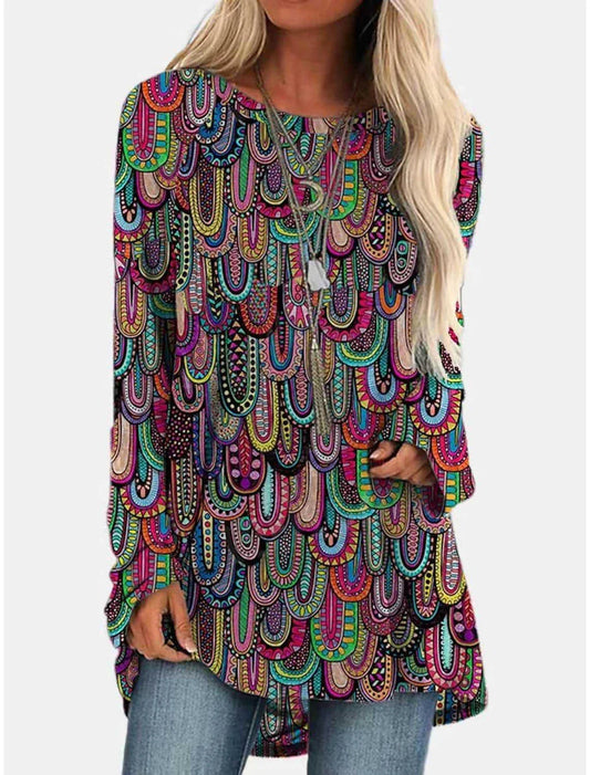 A long t-shirt dress in a retro ethnic style, featuring a round neckline and mid-waist silhouette for a flattering fit.