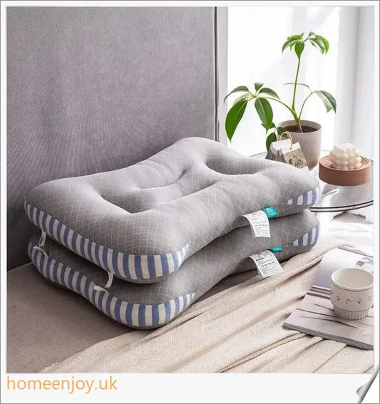 Antibacterial and anti-mite soybean fibre pillow with soft, plush filling for a comfortable and hygienic sleep experience
