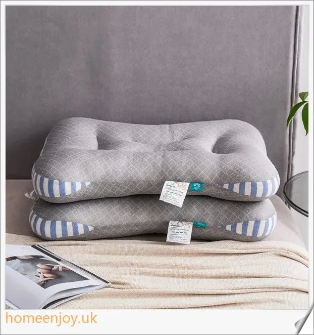 Antibacterial and anti-mite soybean fibre pillow with soft, plush filling for a comfortable and hygienic sleep experience