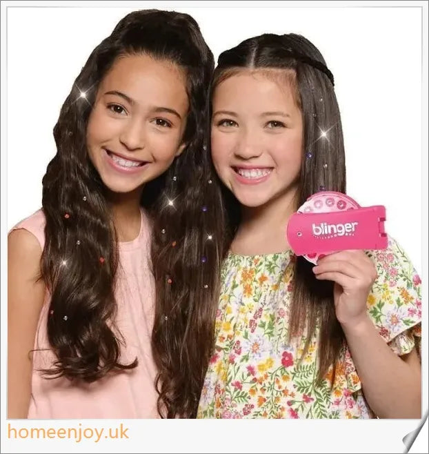 Automatic hair braiding device with three-strand braiding capability, designed for easy, stylish hairstyles