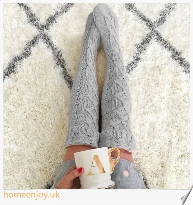 Autumn and winter over-the-knee high socks made of premium acrylic fabric for warmth and comfort