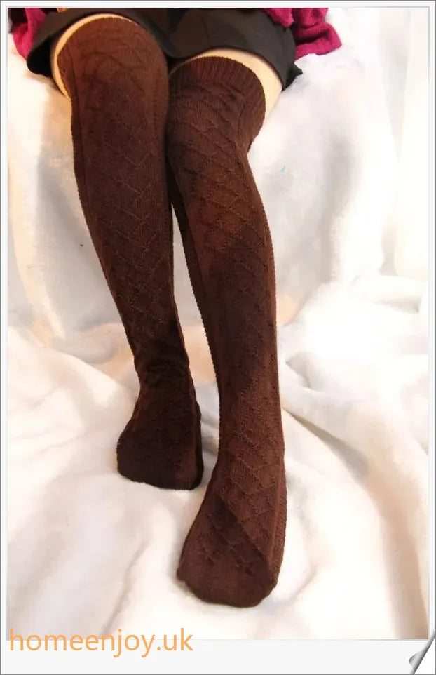 Autumn and winter over-the-knee high socks made of premium acrylic fabric for warmth and comfort