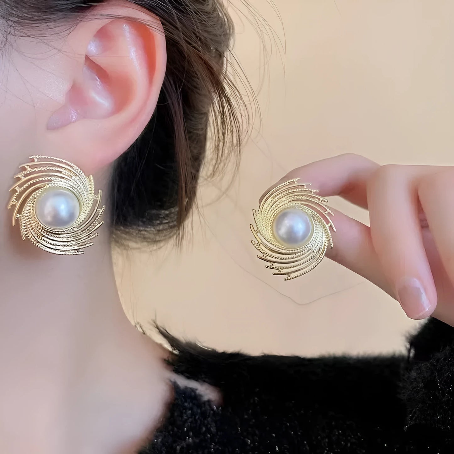 Pearl flower earrings with electroplated alloy construction and irregular vintage design