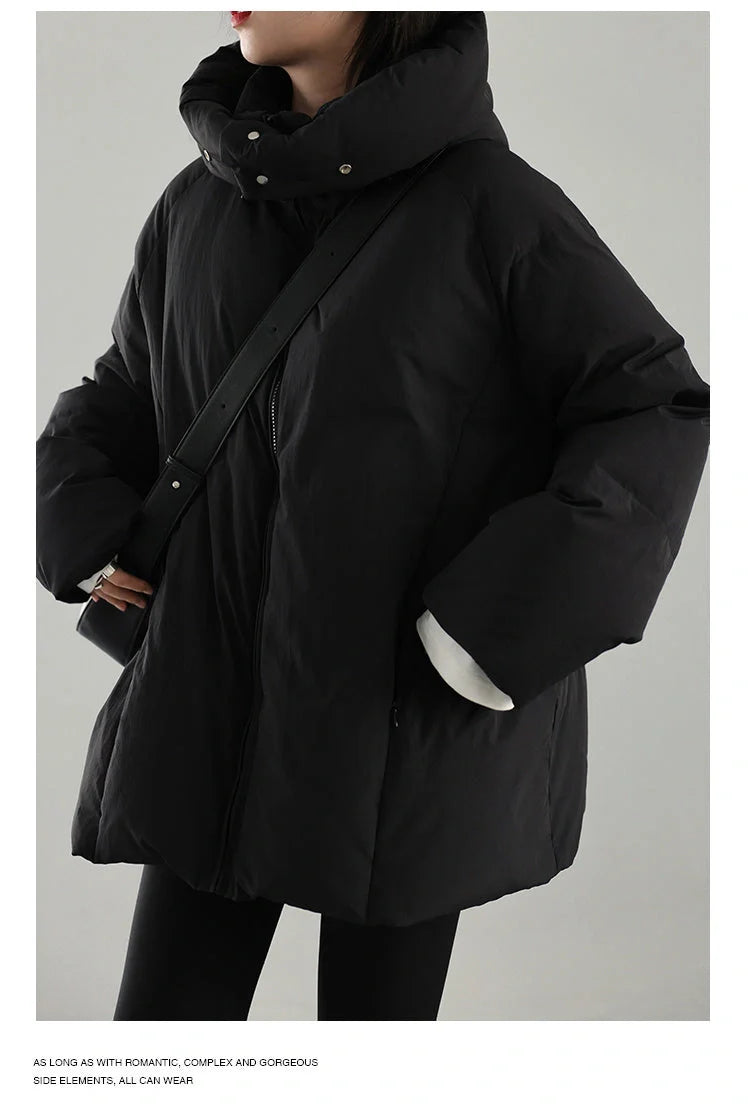 Stylish duck down jacket with detachable hood in black and khaki