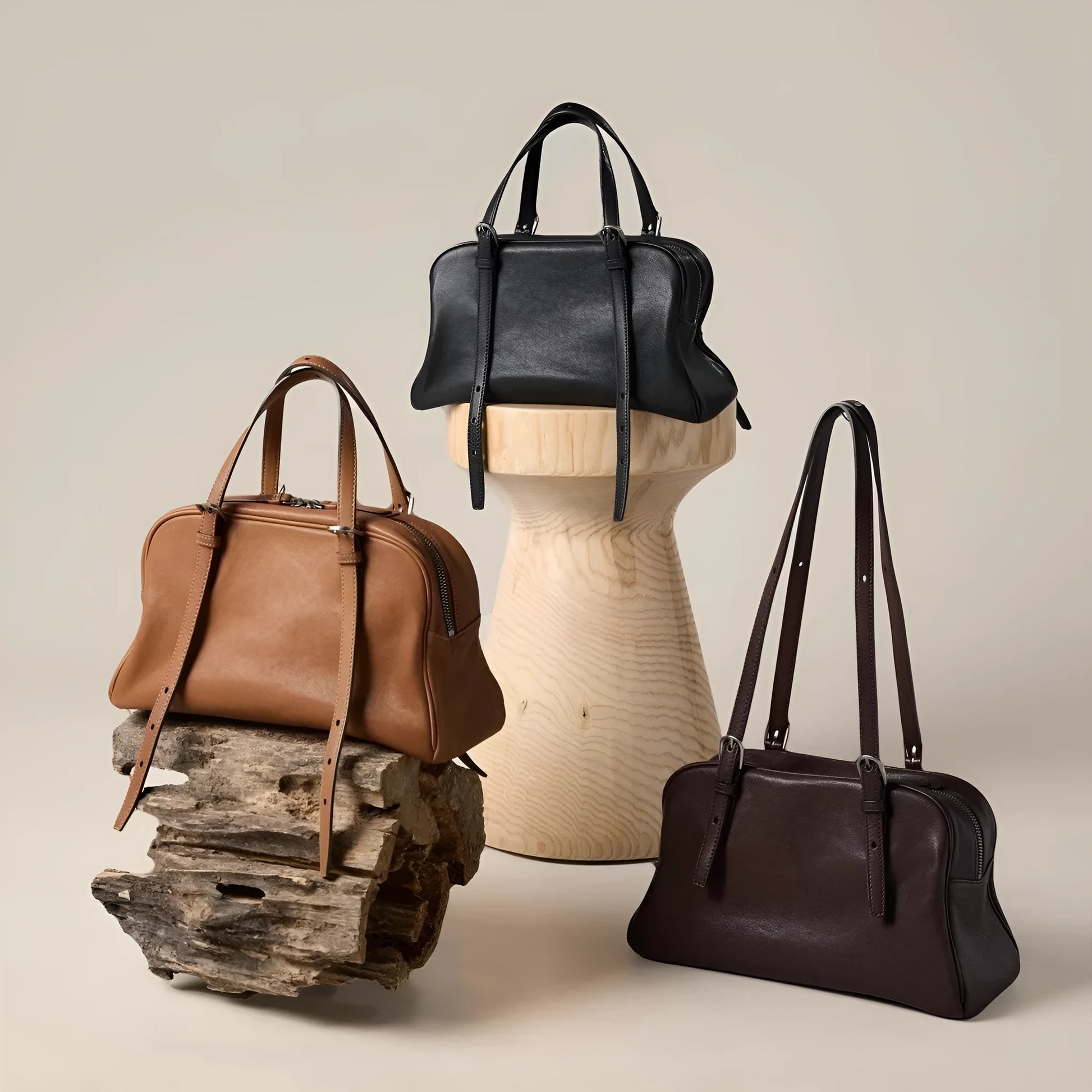 Women's retro casual genuine leather shoulder bag in horizontal square shape with double straps