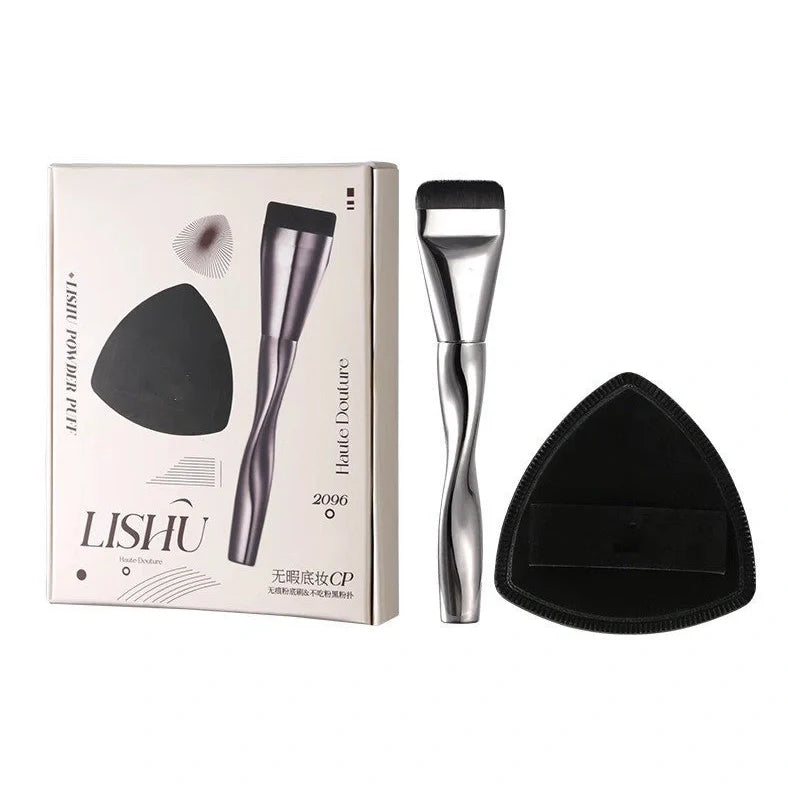 Spiral-shaped powder foundation brush with artificial fibre bristles and long plastic handle