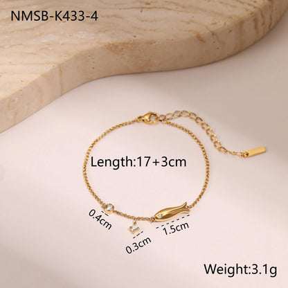 Titanium steel women's bracelet with hexagonal star pendant and 18K gold plating