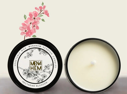 Black tin soybean wax candle measuring 6cm diameter with smokeless burning and botanical fragrance options