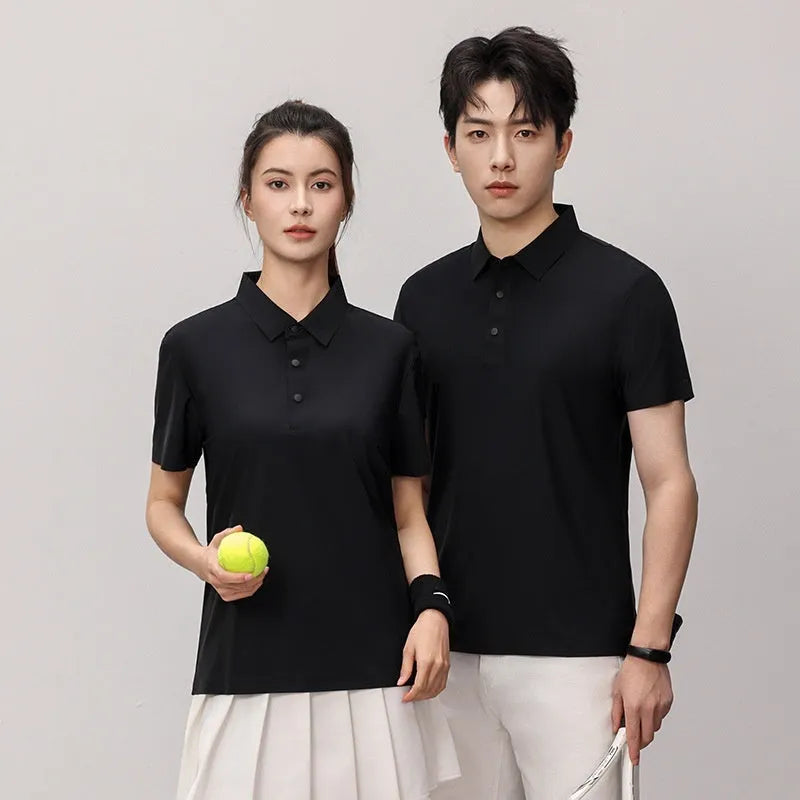 A man's loose-fit seamless polo shirt in sky blue, suitable for summer sports and leisure.